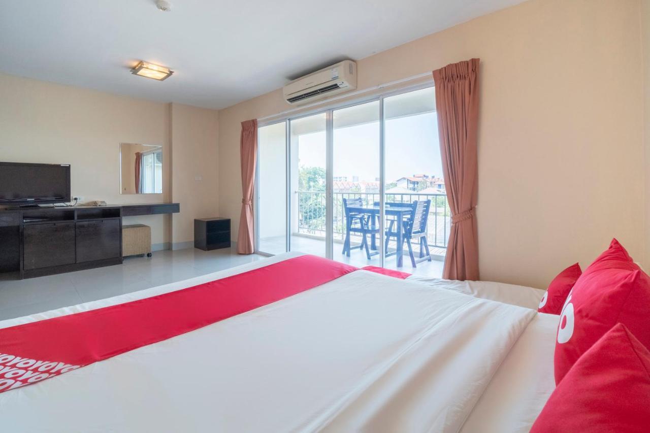 Oyo 829 Royal Thai Residence Джомтьєн-Біч Екстер'єр фото